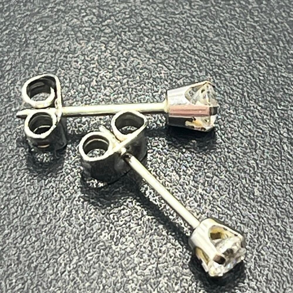 Vintage Studex 585 14k White Gold Clear Cubic Zirconia 3mm‎ Stud Earrings